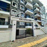 Современная меблированная квартира для жизни и аренды в шаге от моря