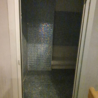 Современная меблированная квартира для жизни и аренды в шаге от моря