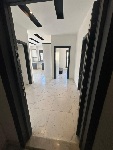 MERKEZİ KONUMDA YENİ KOMPLEX İÇERİSİNDE 2+1 SATILIK DAİRE