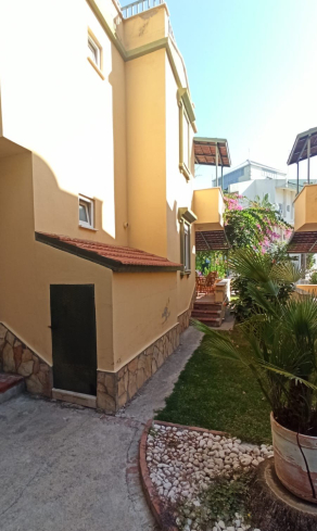 DENİZE YÜRÜME MESAFESİNDE 2+1 SATILIK VİLLA