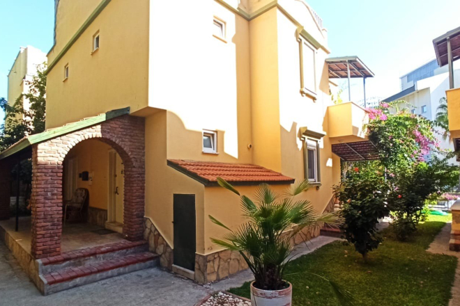 DENİZE YÜRÜME MESAFESİNDE 2+1 SATILIK VİLLA