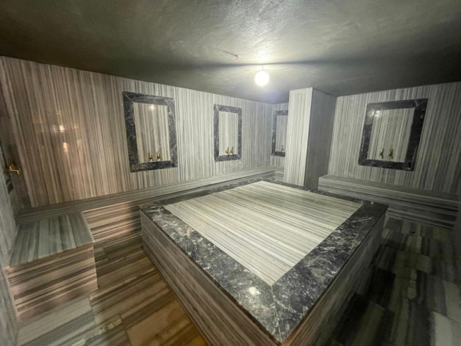 Новая квартира 1+1 с полной инфраструктурой в Махмутларе для жизни и дохода