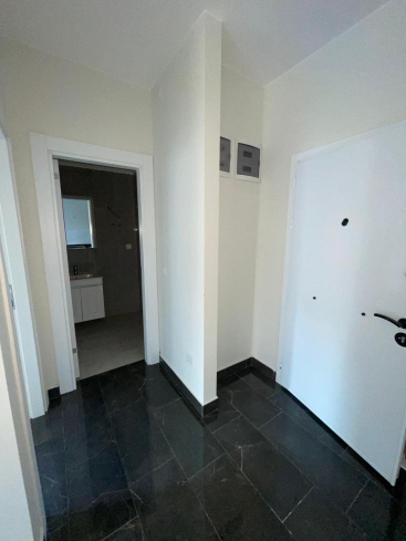 Новая квартира 1+1 с полной инфраструктурой в Махмутларе для жизни и дохода