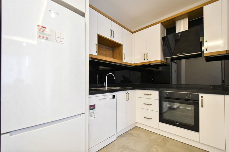 MERKEZİ KONUMDA 1+1 EŞYALI FULL AKTİVİTELİ SATILIK DAİRE