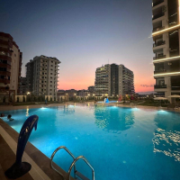 Современная 1+1 квартира в Махмутларе с расширенной инфраструктурой для отдыха