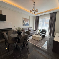 Современная 1+1 квартира в Махмутларе с расширенной инфраструктурой для отдыха