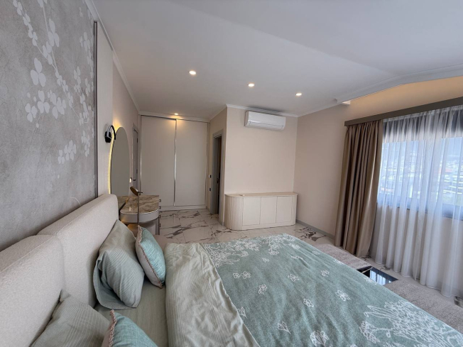 PREMİUM SİTE İÇİNDE 4+1 SATILIK DAİRE FULL YENİ MOBİLLYALI DAİRE