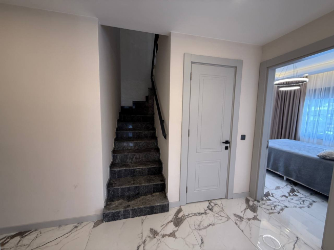 PREMİUM SİTE İÇİNDE 4+1 SATILIK DAİRE FULL YENİ MOBİLLYALI DAİRE