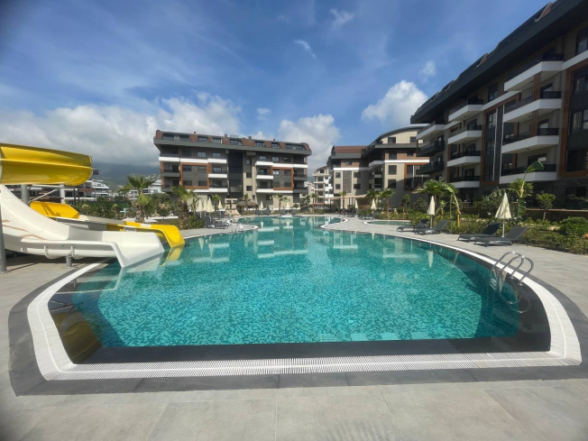 PREMİUM SİTE İÇİNDE 4+1 SATILIK DAİRE FULL YENİ MOBİLLYALI DAİRE