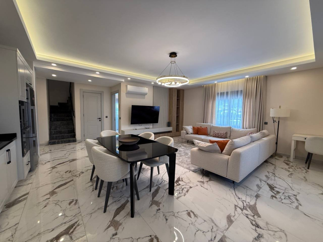 PREMİUM SİTE İÇİNDE 4+1 SATILIK DAİRE FULL YENİ MOBİLLYALI DAİRE