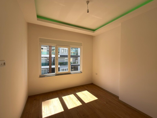 Новая 1+1 квартира в Махмутларе — 500 м до моря и центр в шаговой доступности