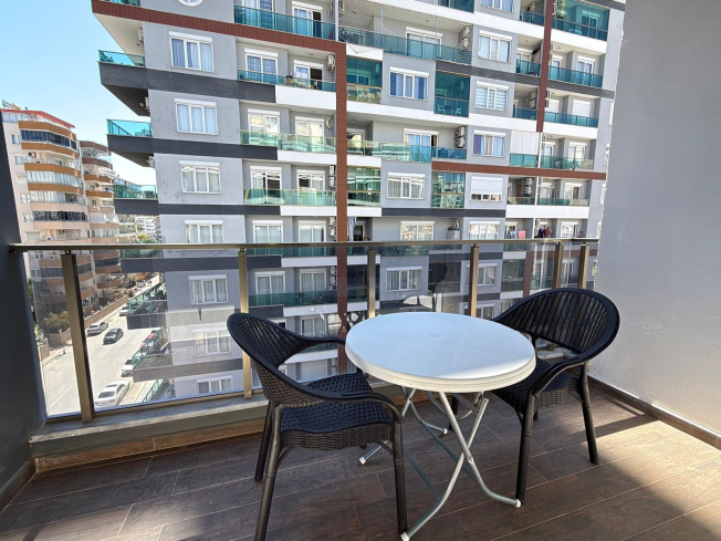 Новая 1+1 квартира в Махмутларе — 500 м до моря и центр в шаговой доступности