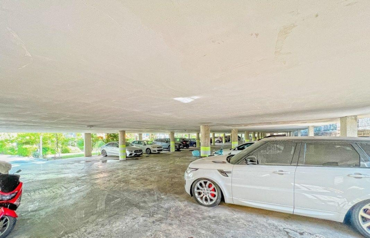 İKAMETE UYGUN FULL AKTİVİTELİ LÜX SİTEDE 2+1 EŞYALI SATILIK DAİRE