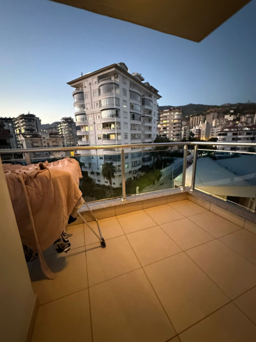 İKAMETE UYGUN FULL AKTİVİTELİ LÜX SİTEDE 2+1 EŞYALI SATILIK DAİRE