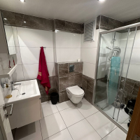 İKAMETE UYGUN FULL AKTİVİTELİ LÜX SİTEDE 2+1 EŞYALI SATILIK DAİRE