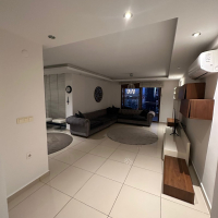 İKAMETE UYGUN FULL AKTİVİTELİ LÜX SİTEDE 2+1 EŞYALI SATILIK DAİRE