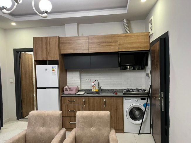 DENİZE 600 METRE 1+1 EŞYALI SATILIK DAİRE