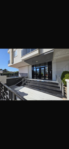 DENİZE 600 METRE 1+1 EŞYALI SATILIK DAİRE