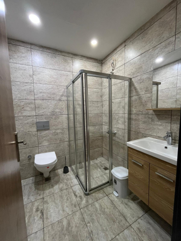 DENİZE 600 METRE 1+1 EŞYALI SATILIK DAİRE