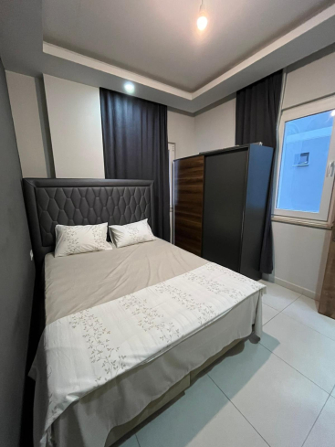 DENİZE 600 METRE 1+1 EŞYALI SATILIK DAİRE