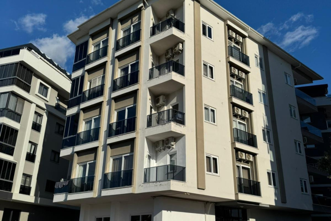 DENİZE 600 METRE 1+1 EŞYALI SATILIK DAİRE