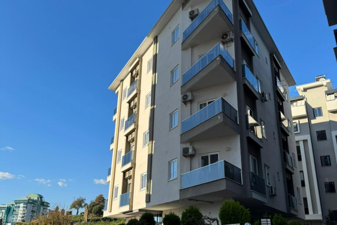 DENİZE 600 METRE 1+1 EŞYALI SATILIK DAİRE