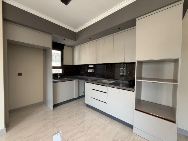 Новая квартира 3+1 в Каргыджаке, Аланья — современный комплекс в 300 м от моря