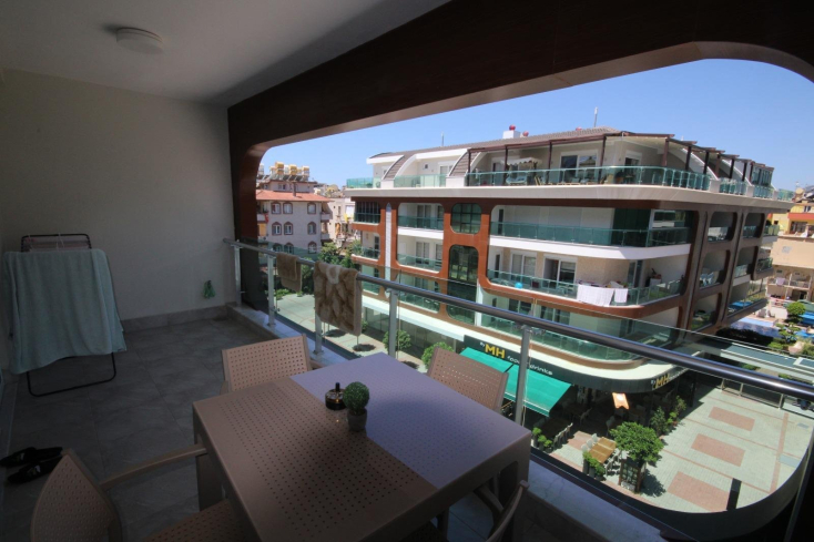 Пентхаус 3+1 у пляжа Клеопатра в Аланье — меблированный дуплекс 180 м² в 400 м от моря