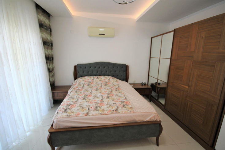 Пентхаус 3+1 у пляжа Клеопатра в Аланье — меблированный дуплекс 180 м² в 400 м от моря