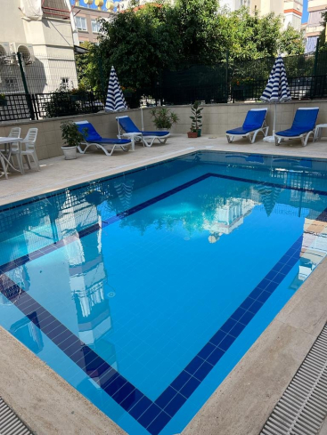 Квартира 1+1 у пляжа Дамлаташ и Клеопатра в Аланье — меблированные апартаменты 50 м²