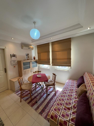 Квартира 1+1 у пляжа Дамлаташ и Клеопатра в Аланье — меблированные апартаменты 50 м²