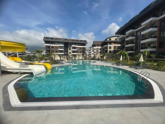 Пентхаус 4+1 в Алании (Оба) — новый дуплекс 200 м² с отдельной кухней и инфраструктурой, подходит для гражданства