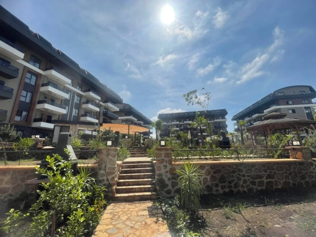 Пентхаус 4+1 в Алании (Оба) — новый дуплекс 200 м² с отдельной кухней и инфраструктурой, подходит для гражданства