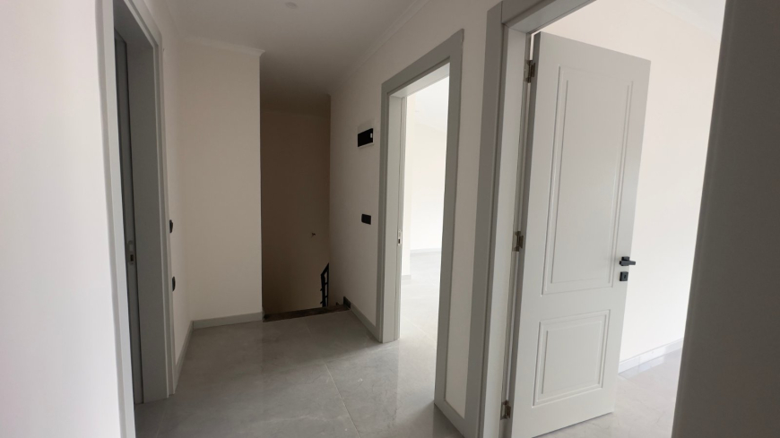 Пентхаус 4+1 в Алании (Оба) — новый дуплекс 200 м² с отдельной кухней и инфраструктурой, подходит для гражданства