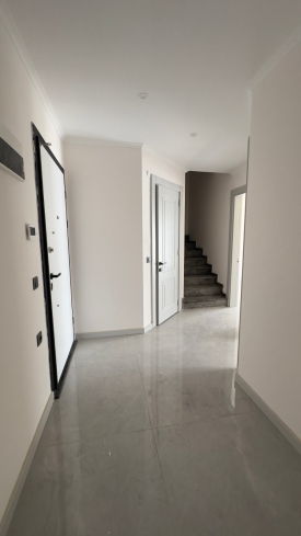 Пентхаус 4+1 в Алании (Оба) — новый дуплекс 200 м² с отдельной кухней и инфраструктурой, подходит для гражданства