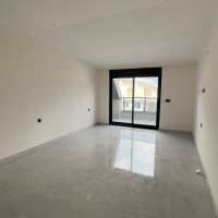 Пентхаус 4+1 в Алании (Оба) — новый дуплекс 200 м² с отдельной кухней и инфраструктурой, подходит для гражданства