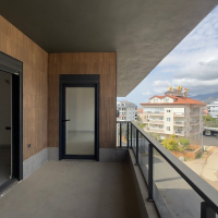 Пентхаус 4+1 в Алании (Оба) — новый дуплекс 200 м² с отдельной кухней и инфраструктурой, подходит для гражданства