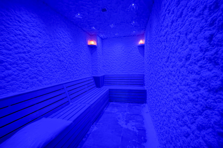 Недвижимость в Алании для гражданства — 2 квартиры 2+1 в Махмутларе, новые комплексы у моря