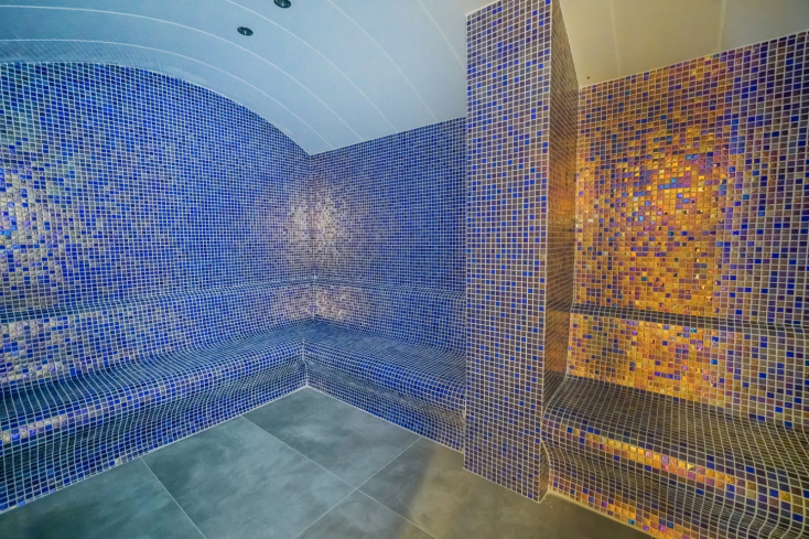 Недвижимость в Алании для гражданства — 2 квартиры 2+1 в Махмутларе, новые комплексы у моря