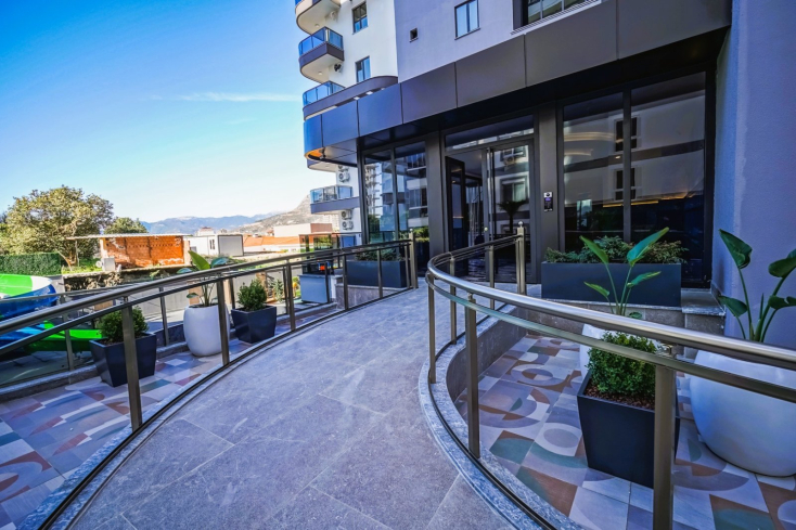 Недвижимость в Алании для гражданства — 2 квартиры 2+1 в Махмутларе, новые комплексы у моря