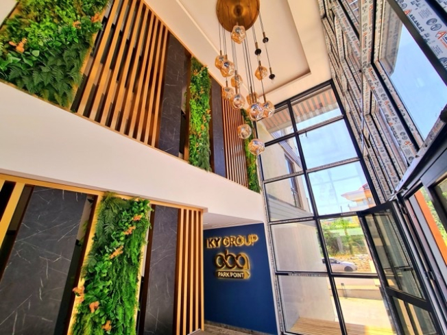 Всего за 389.000 евро мы предлагаем вам 1 квартиру 2+1 и 1 квартиру 1+1 с возможностью получения гражданства.