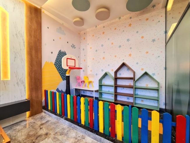 Всего за 389.000 евро мы предлагаем вам 1 квартиру 2+1 и 1 квартиру 1+1 с возможностью получения гражданства.