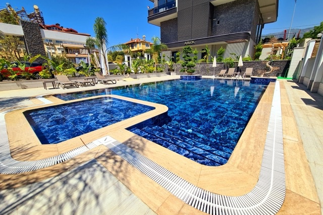 Property for Turkish citizenship in Alanya — 2 apartments (1+1 & 2+1), new building from €389,000
