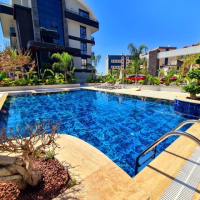 Всего за 389.000 евро мы предлагаем вам 1 квартиру 2+1 и 1 квартиру 1+1 с возможностью получения гражданства.