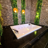 Всего за 389.000 евро мы предлагаем вам 1 квартиру 2+1 и 1 квартиру 1+1 с возможностью получения гражданства.