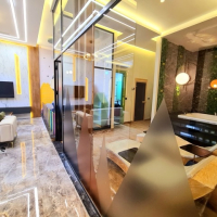 Всего за 389.000 евро мы предлагаем вам 1 квартиру 2+1 и 1 квартиру 1+1 с возможностью получения гражданства.