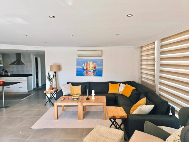 3+1 villa tip daire deniz ve kale manzaralı içten asansörü