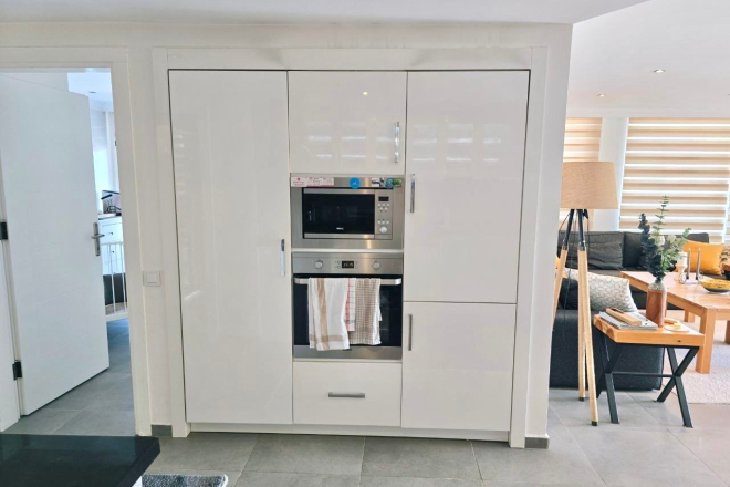 3+1 villa tip daire deniz ve kale manzaralı içten asansörü