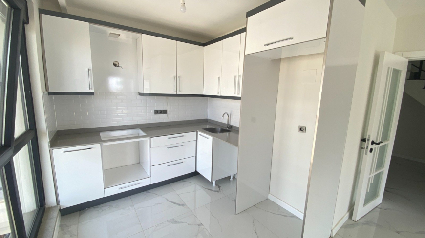 Двухуровневый пентхаус 4+1 в Алании (Оба) — новая просторная квартира для семьи и ВНЖ