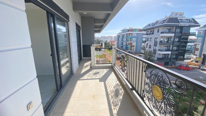 Двухуровневый пентхаус 4+1 в Алании (Оба) — новая просторная квартира для семьи и ВНЖ